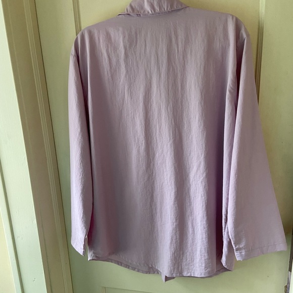 NWOT Eleven Stitch Design Pale Lavender Top 100% Nylon Sz Med Oversize - Picture 4 of 8